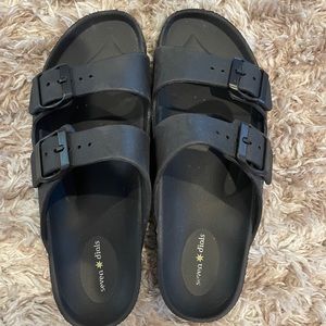 Black sandals